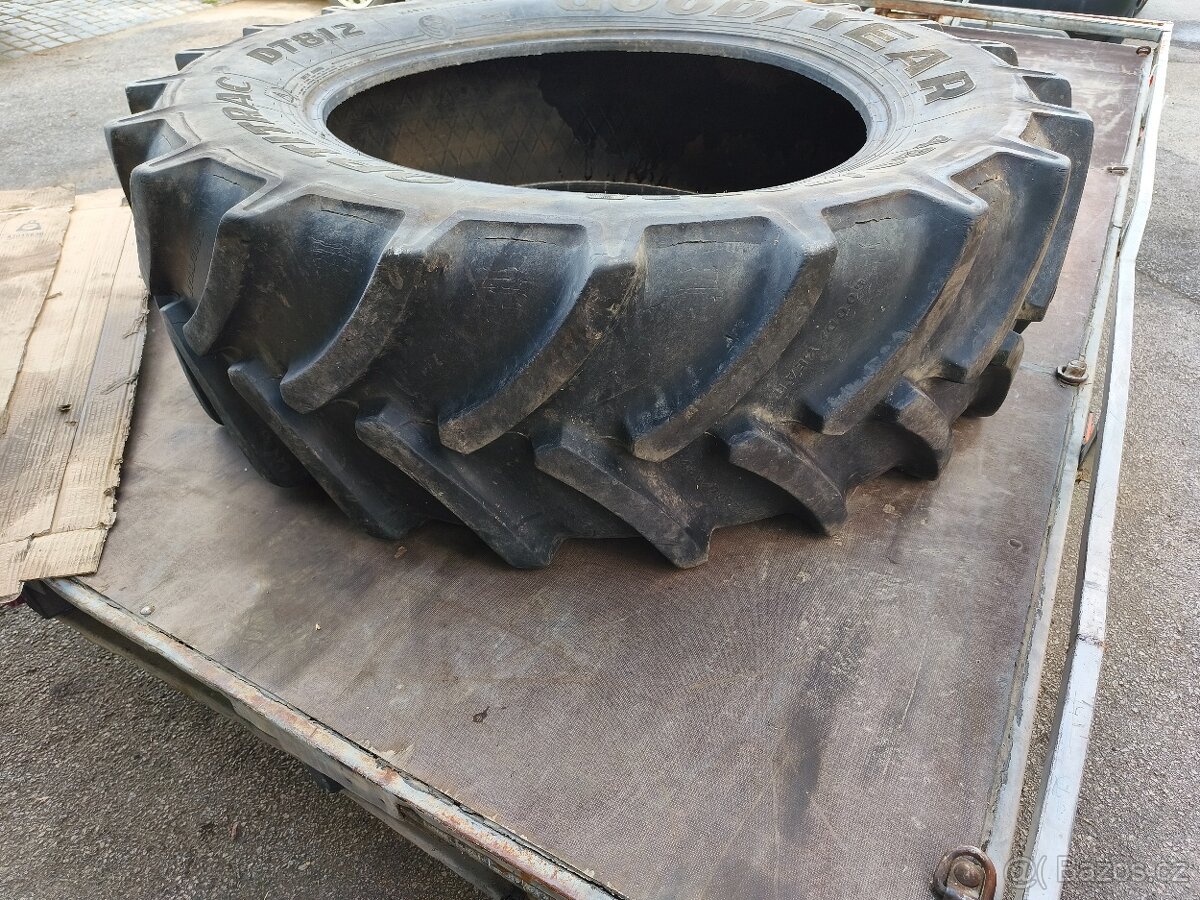 Pneu 480/70 R38 - 3