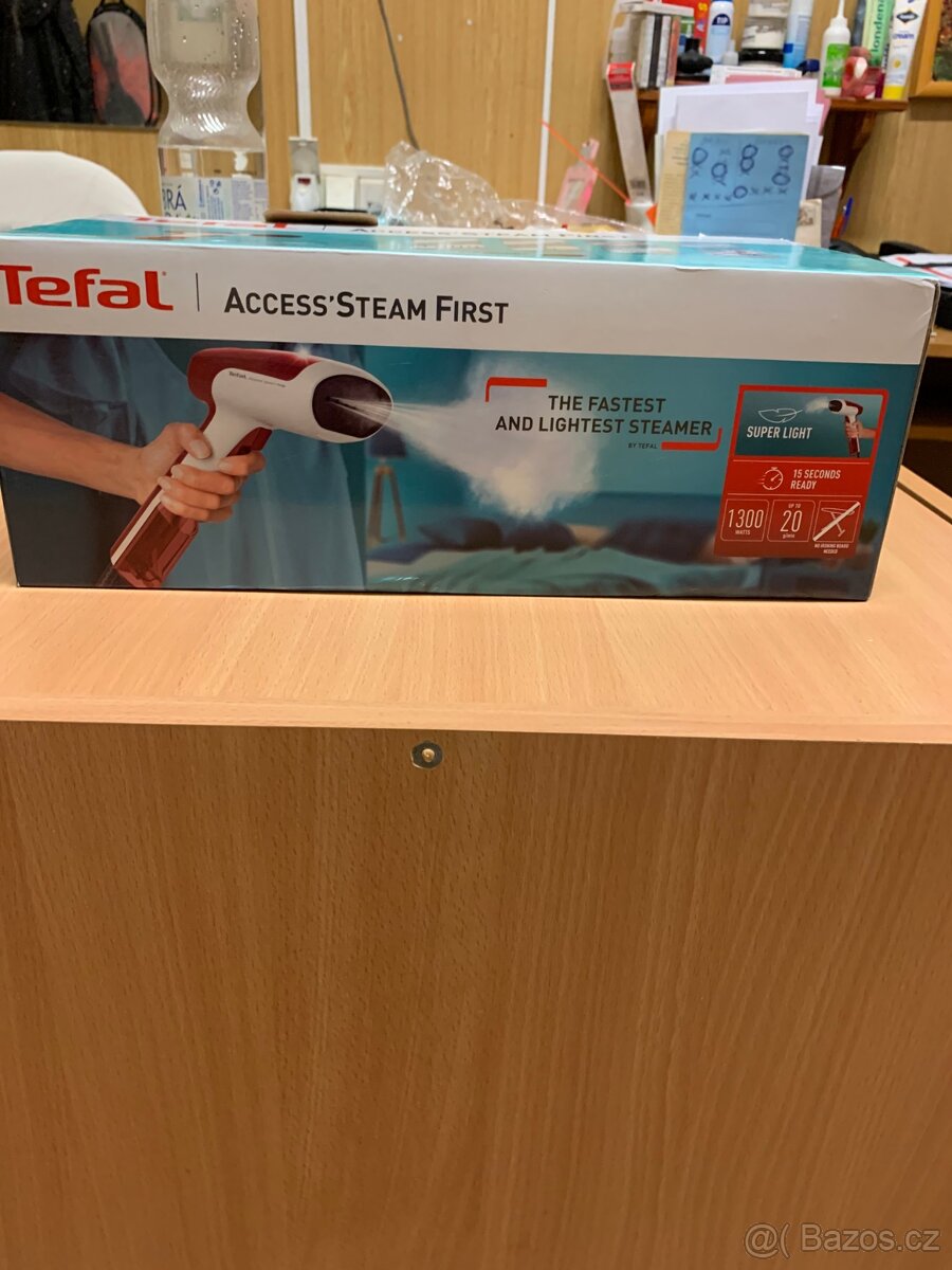 Napařovač oděvů Tefal Access Steam Minute Red DT6132E0 - 3