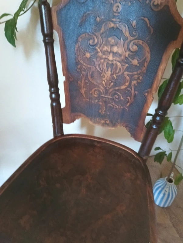 Starožitná židle THONET motiv čert - 3
