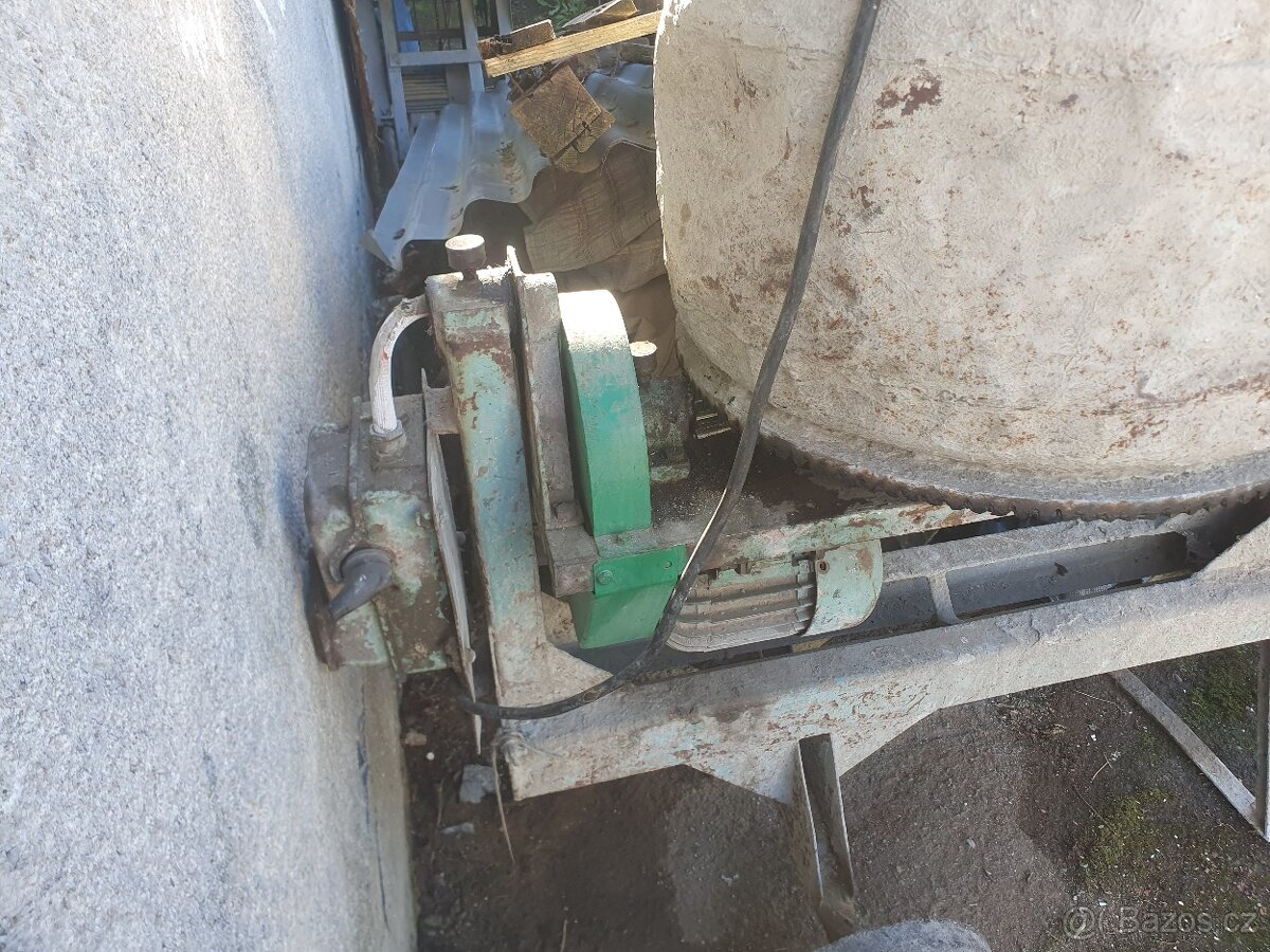 Stavební míchačka velká - 3