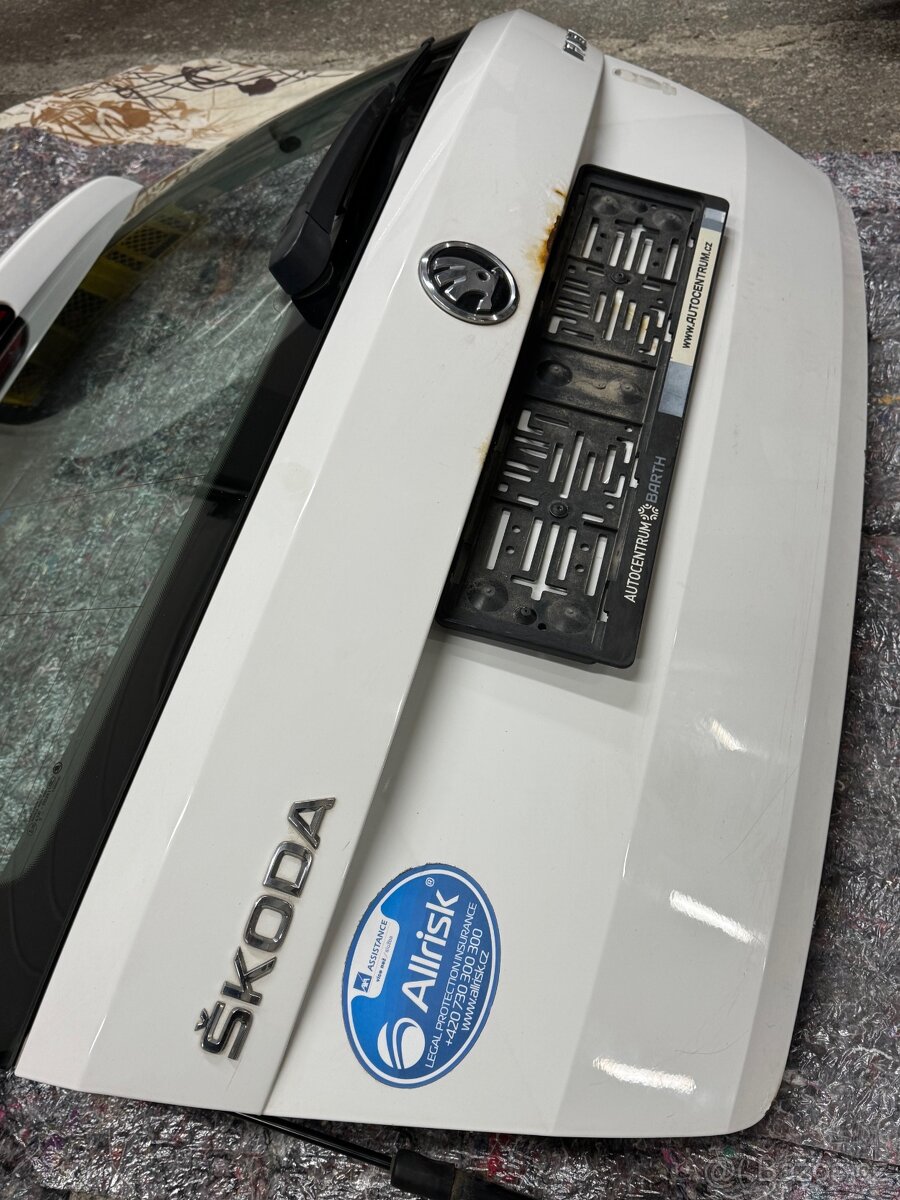 Škoda fabia 3 - kompletní kufrové páté dveře - 3