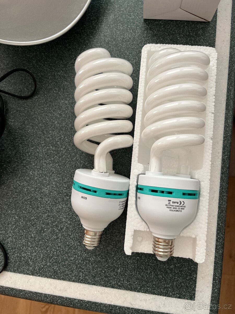 Zářivky, držák a stínidlo - 3