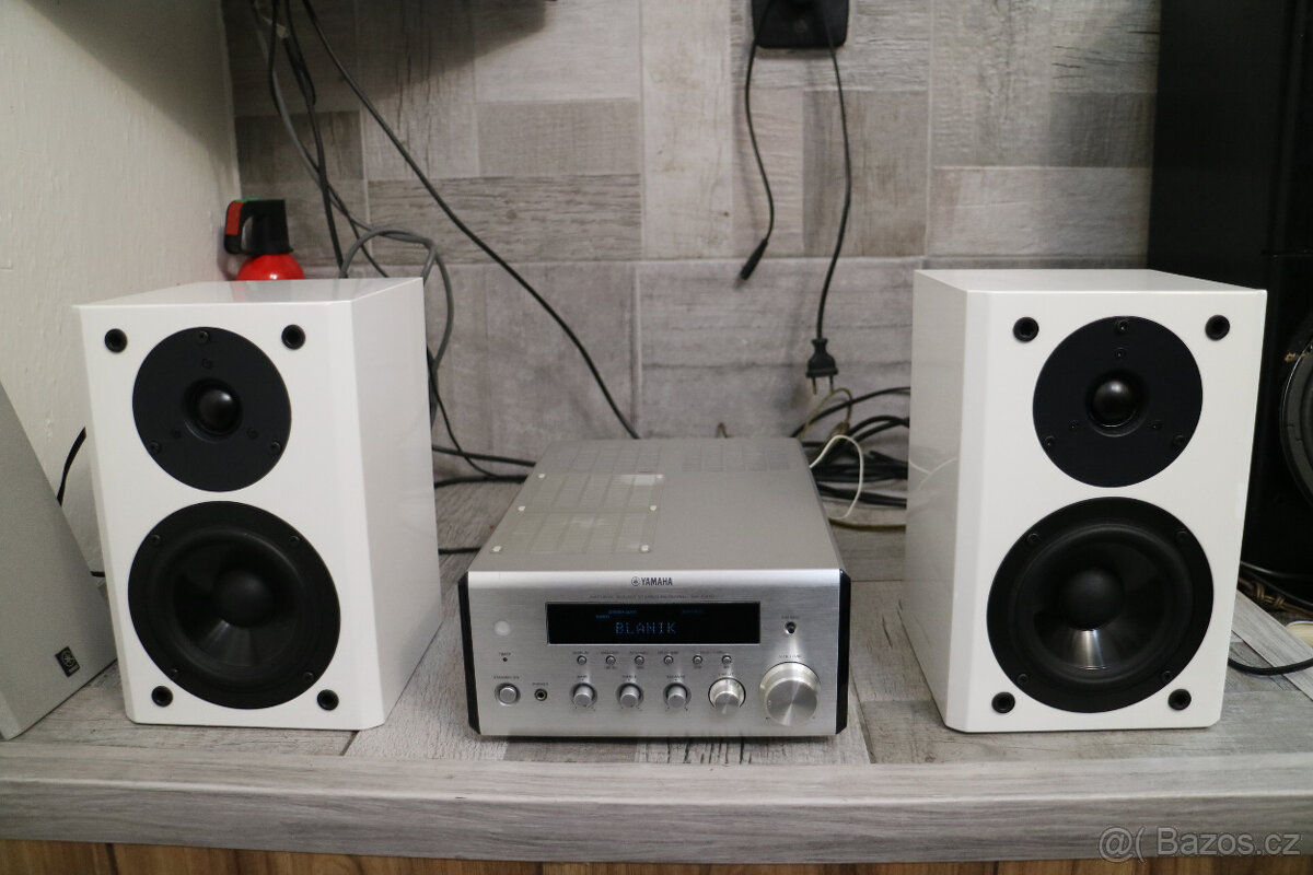 Receiver Yamaha RX-E410 + repra NX-E700 - 3