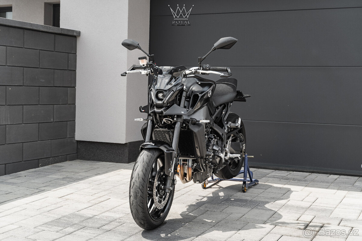 Yamaha MT-09 + Výfuk Akrapovič so zvodami - 3