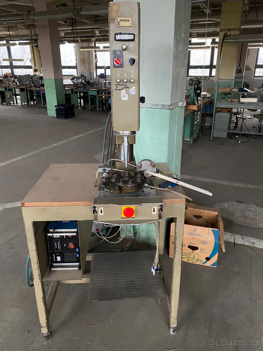 ULTRAZVUKOVÁ SVÁŘEČKA PLASTŮ SVETOM - 3