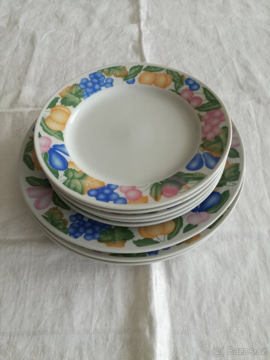 sada talířů - 3