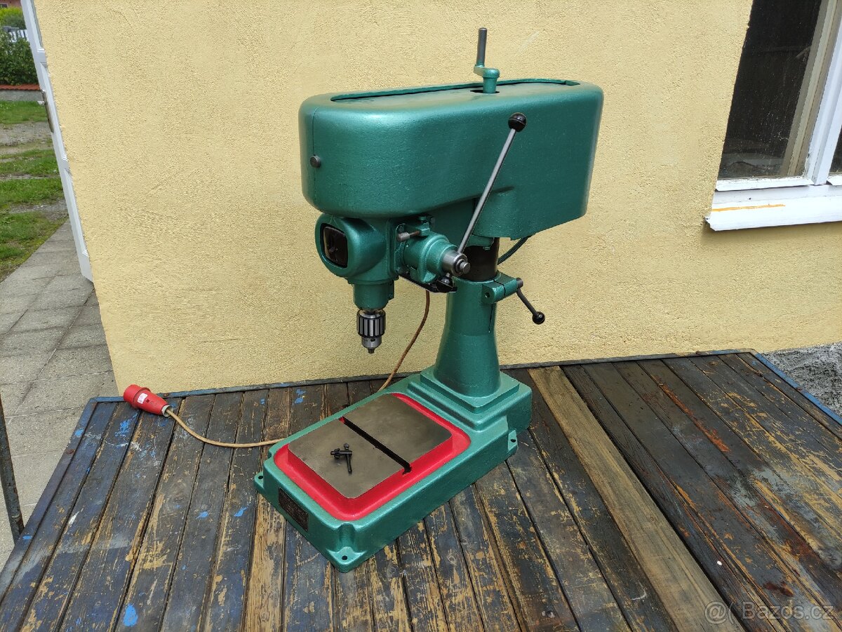 Jihokov V16 stolní vrtačka - 3