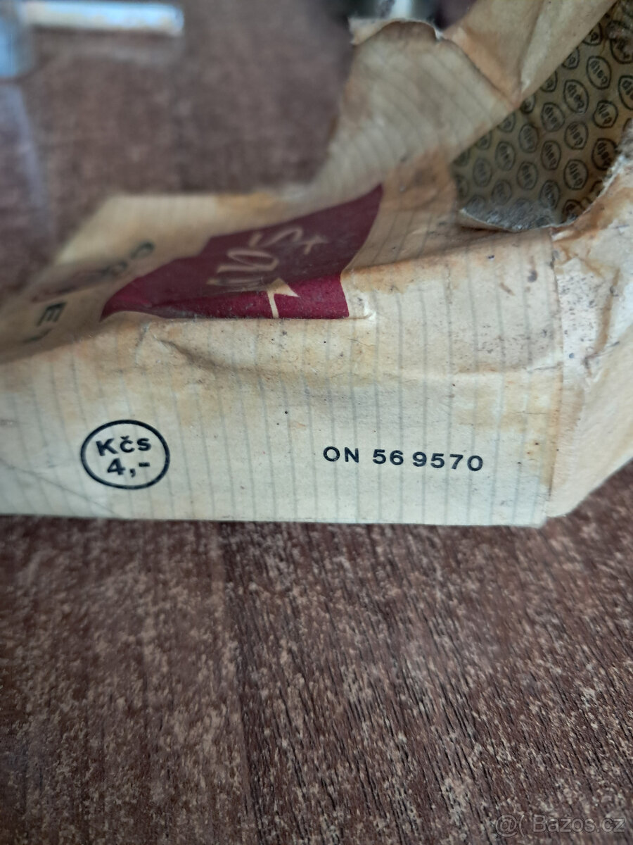 Staré cigarety Start - 3