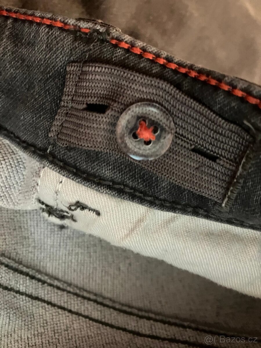 Šedé džíny zn. C&A vel. 170 - 3
