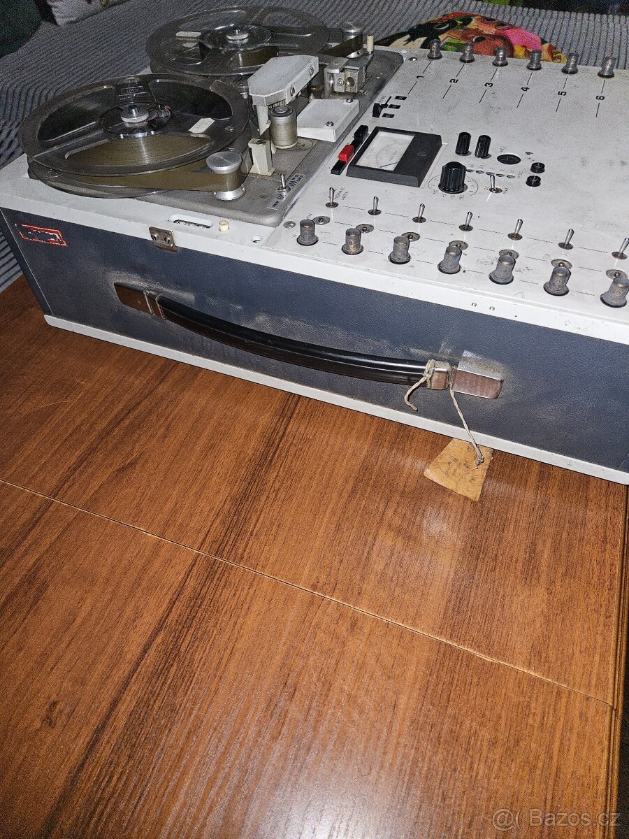 Páskový magnetofon – retro, funkční - 3