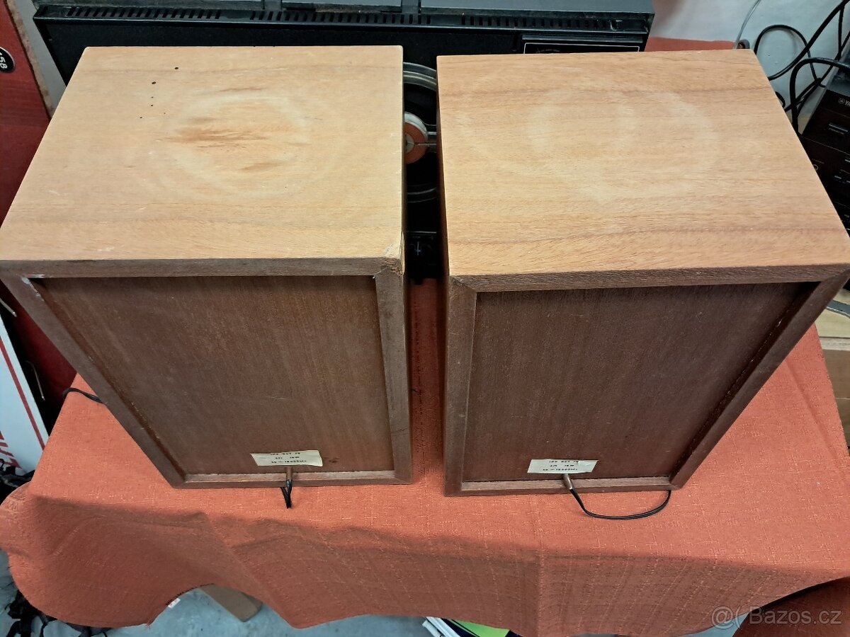 Tesla 1PF 067 70 - 3