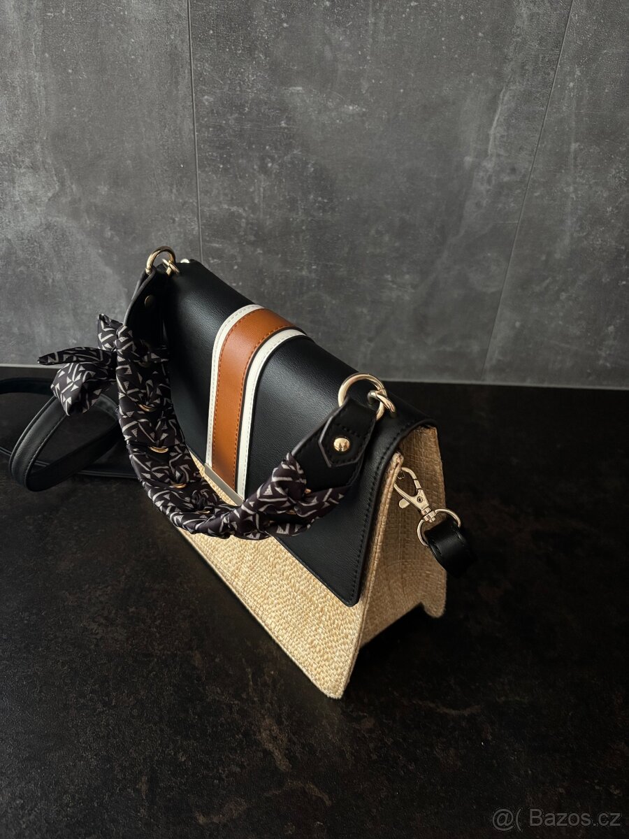 nová kabelka s šátečkem - 3