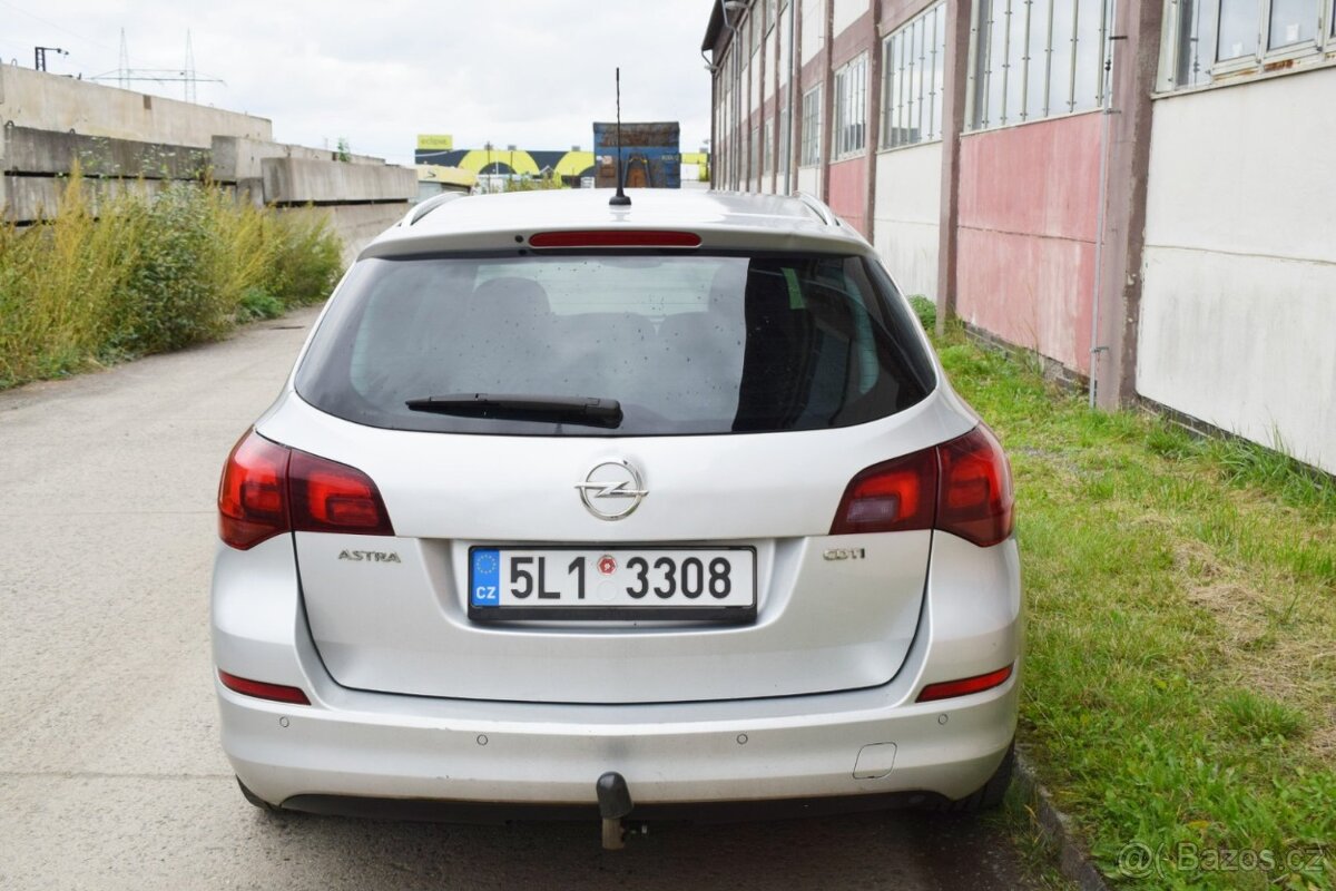 Opel Astra 1.7 CDTi/2012/TAŽNÉ/MANUÁL/AC/ - 3
