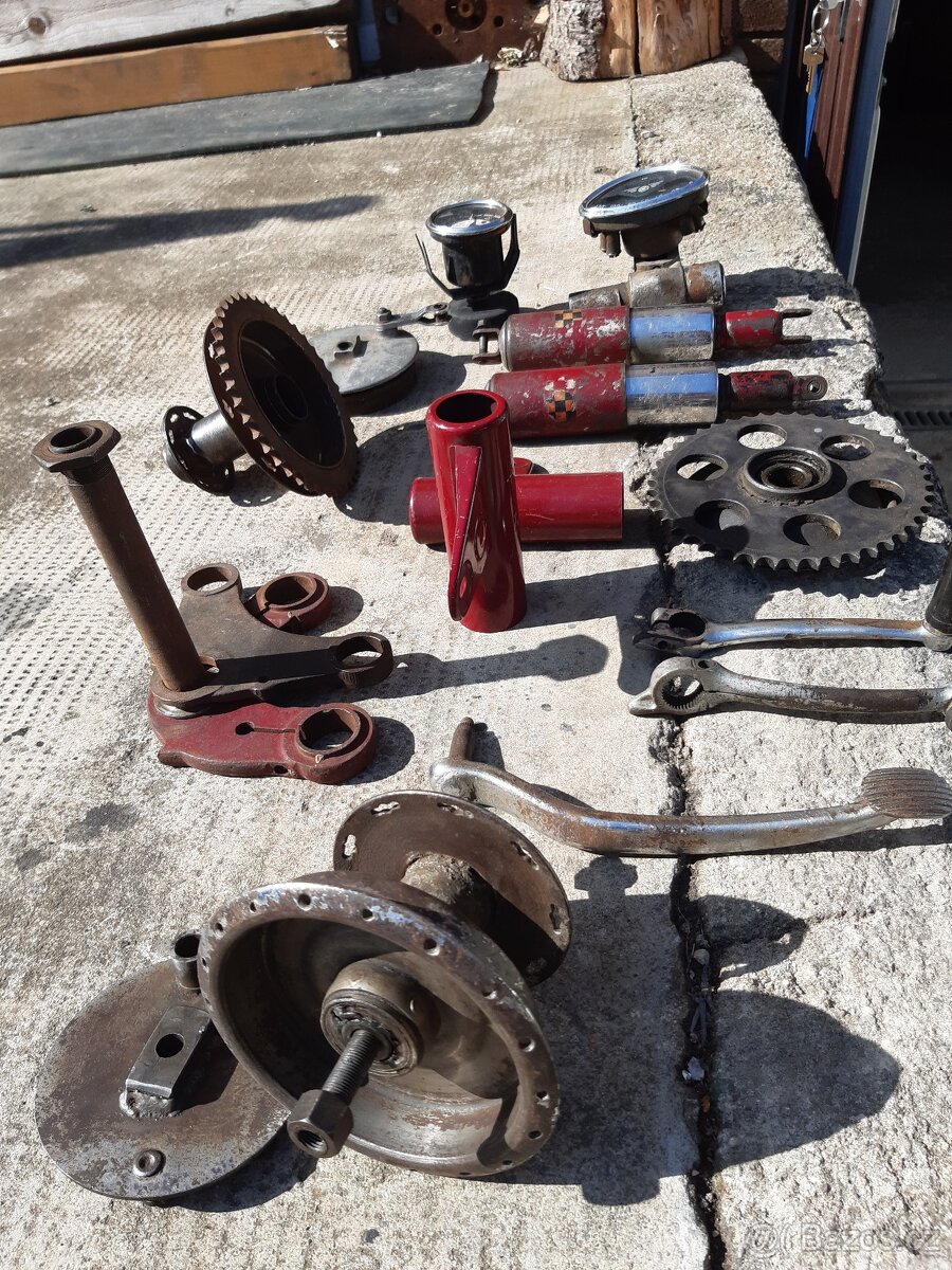 náhradní díly ČZ JAWA - 3