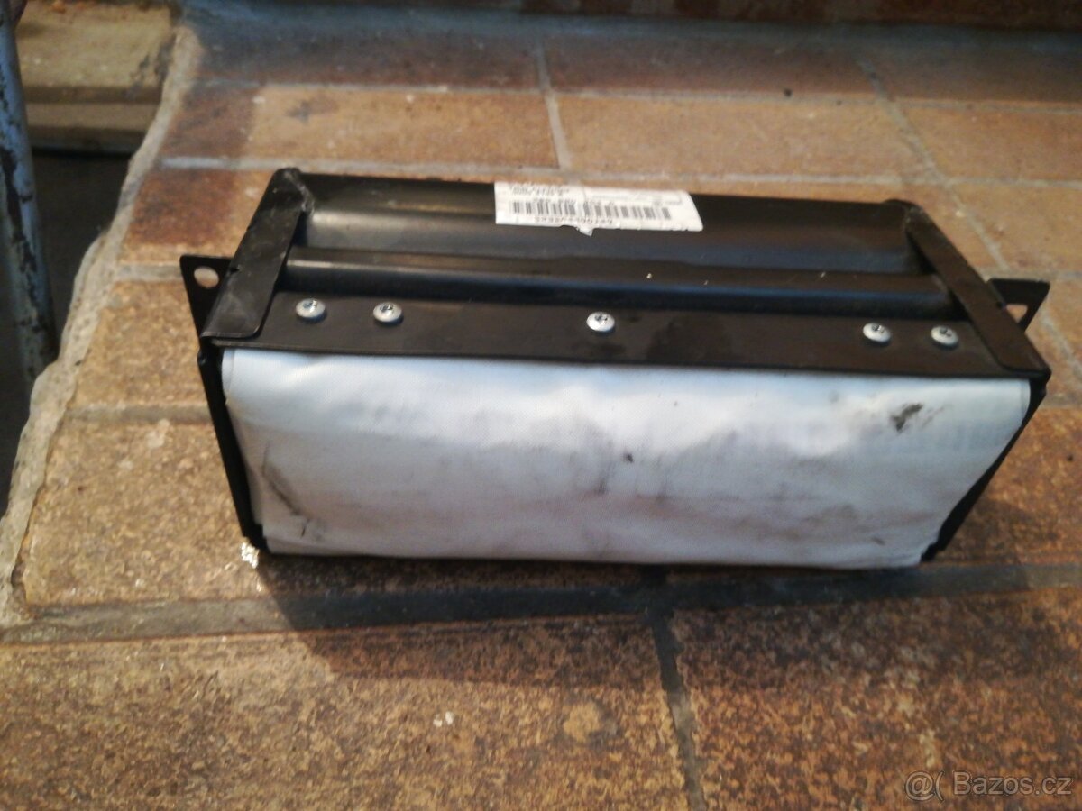 Airbag spolujezdce - 3