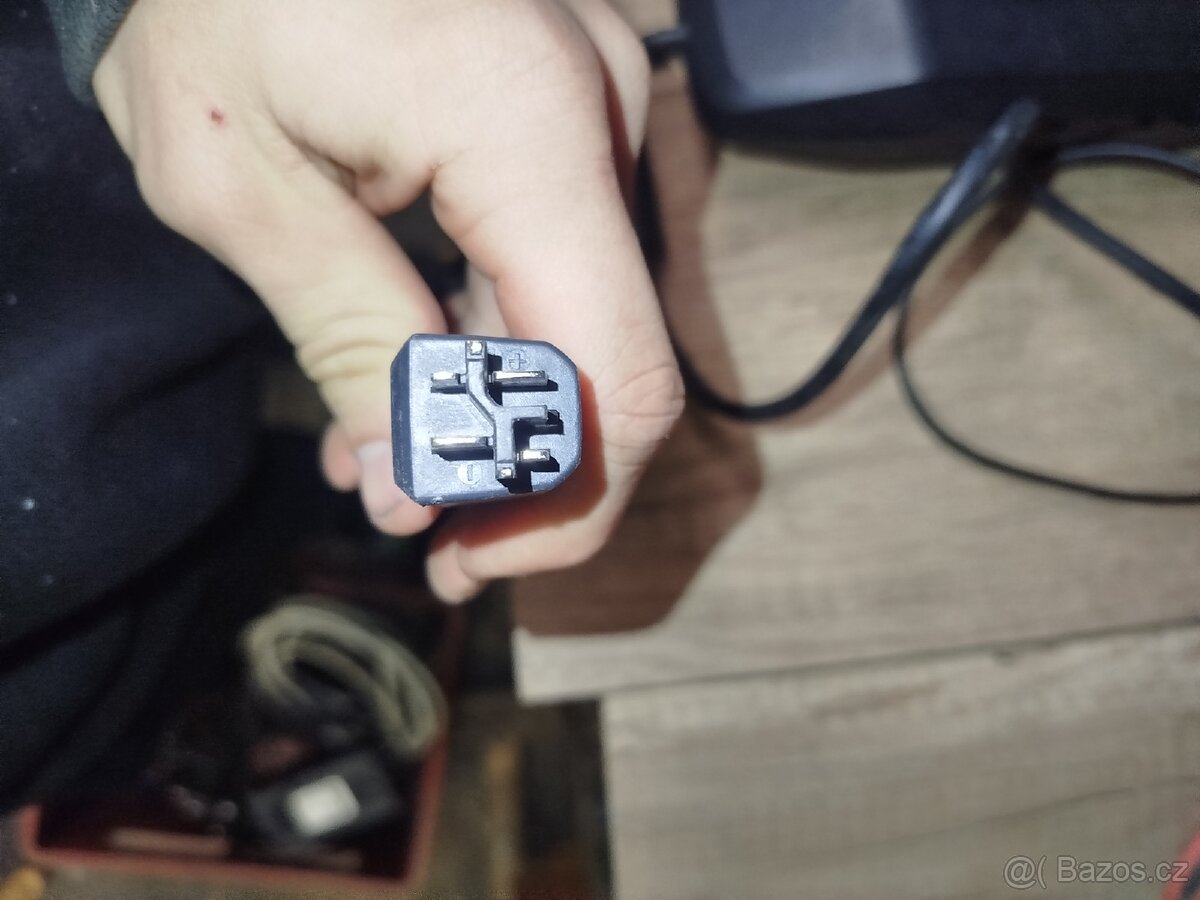 Nabíječka elektrokola - 3