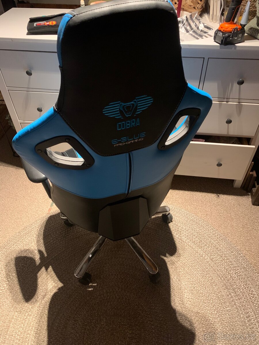 Herní židle v perfektním stavu - 3