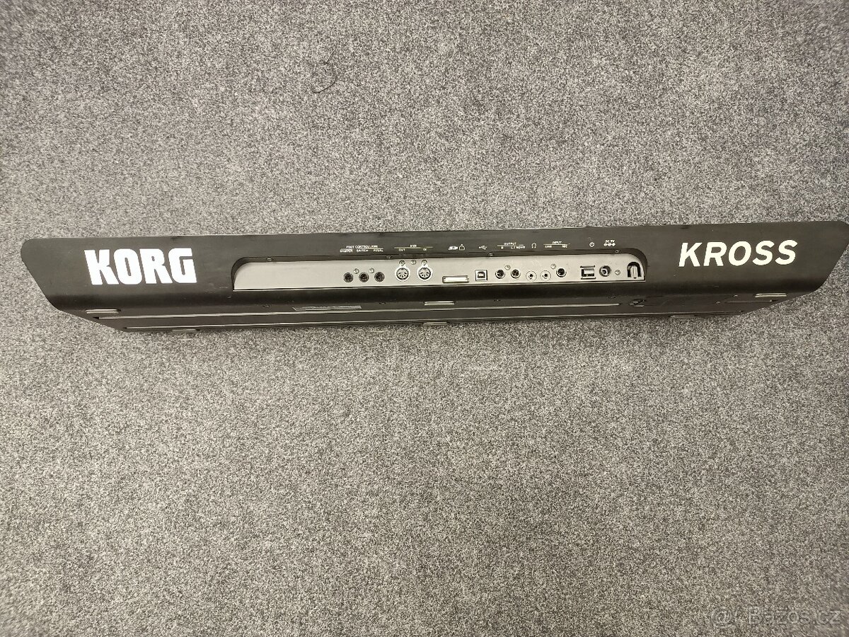 KORG KROSS - 3