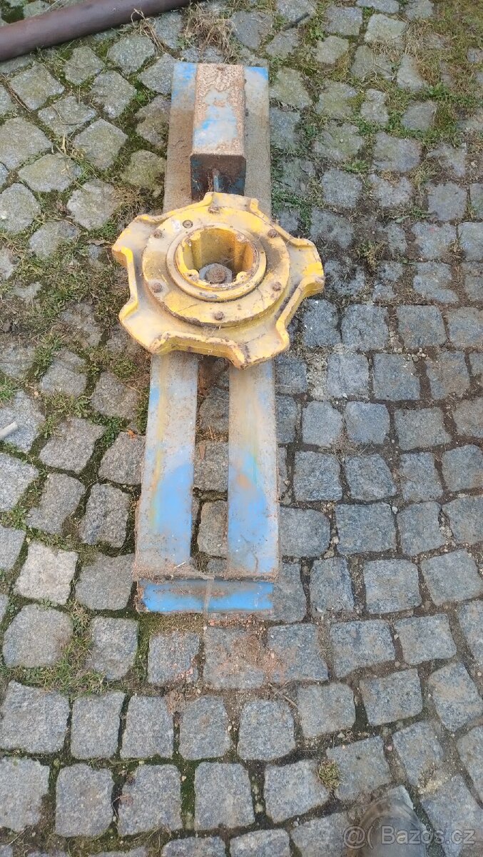 Převodovka a kladka pro shrnování kejdy - 3