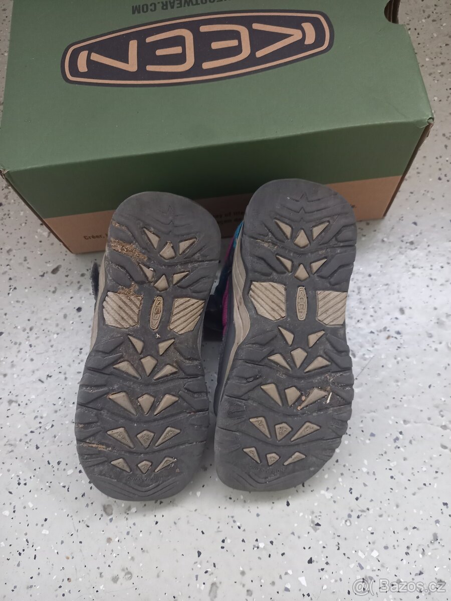 Dívčí boty Keen vel. 30 - 3