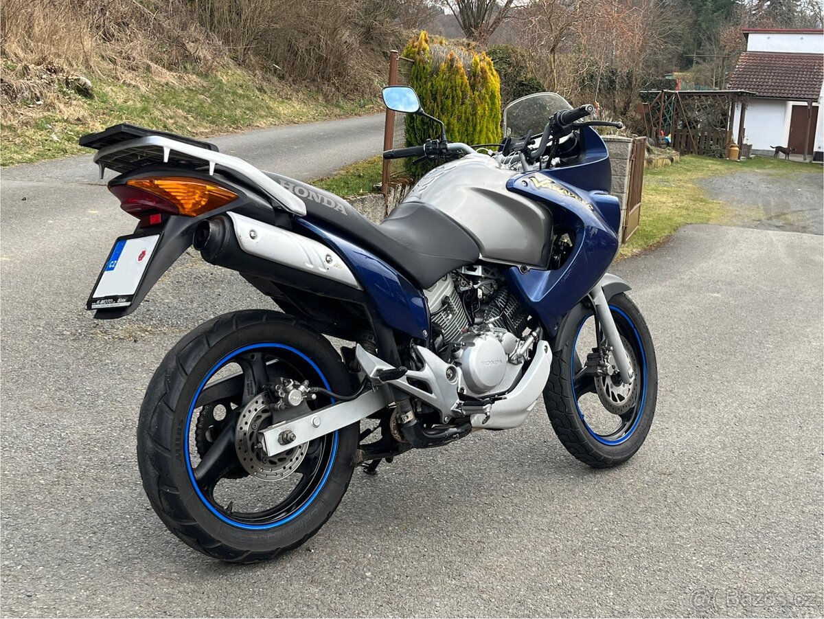 Honda Varadero 125 - 3