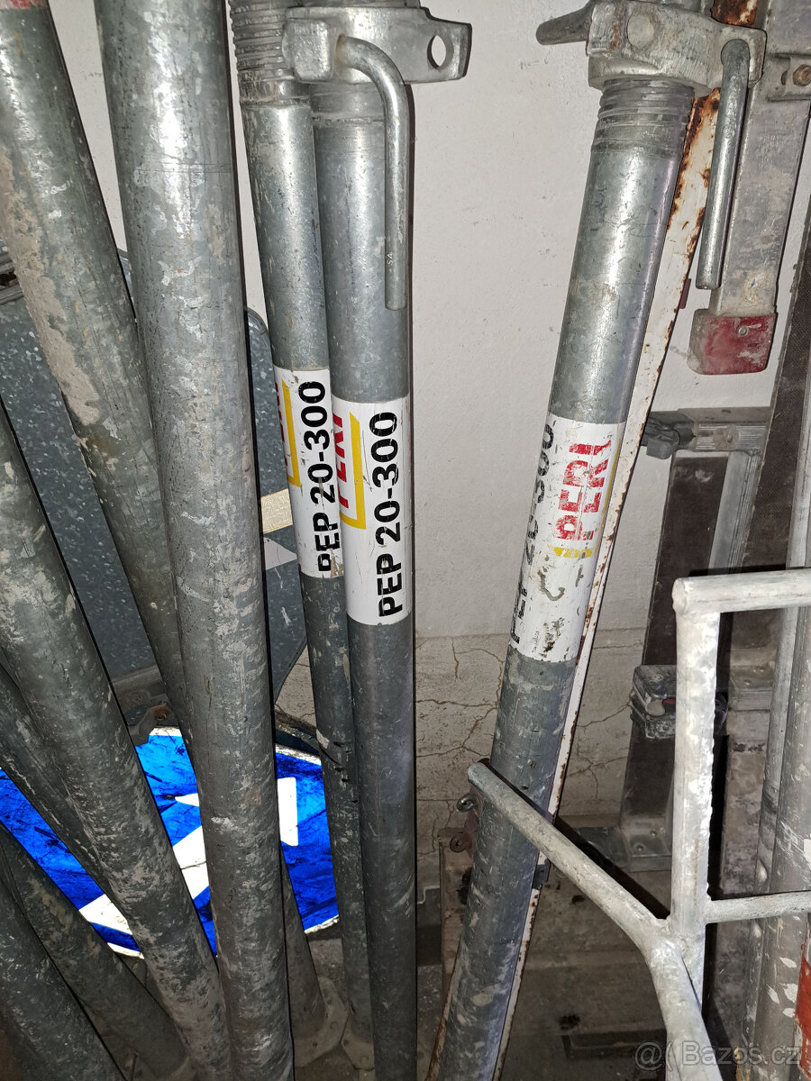 PODPERNA STOJKA PERI - 3