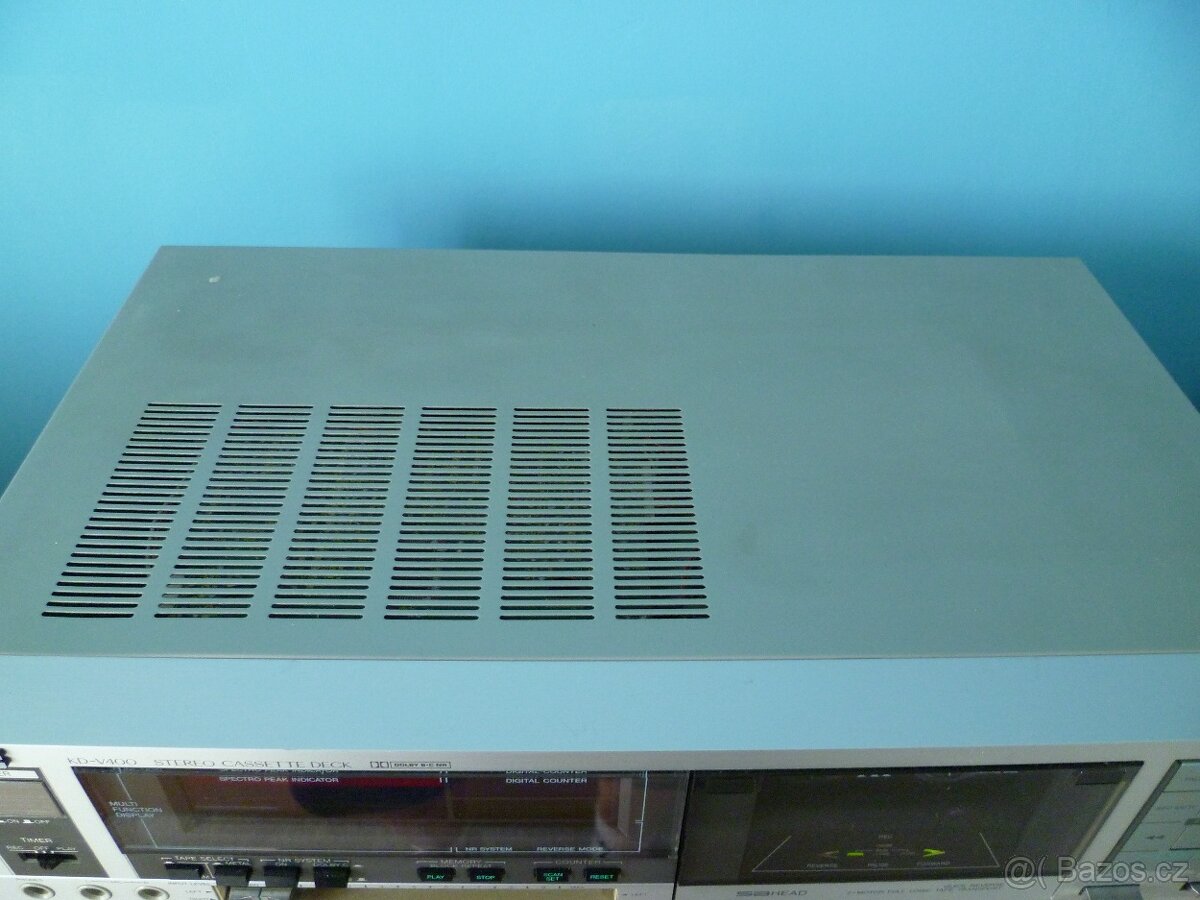 JVC KD-V400 - 3