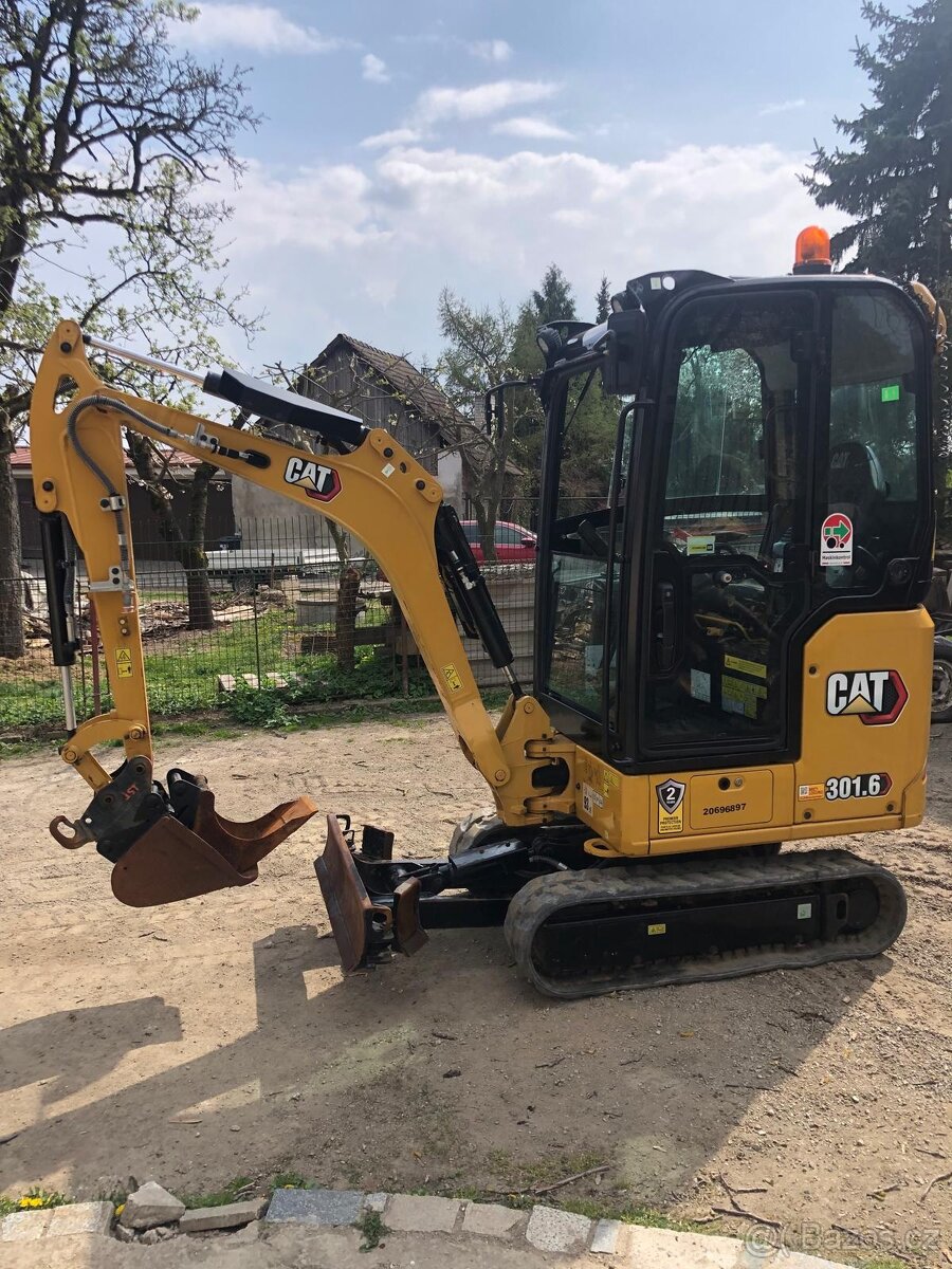 Caterpillar CAT 301.6 - 3