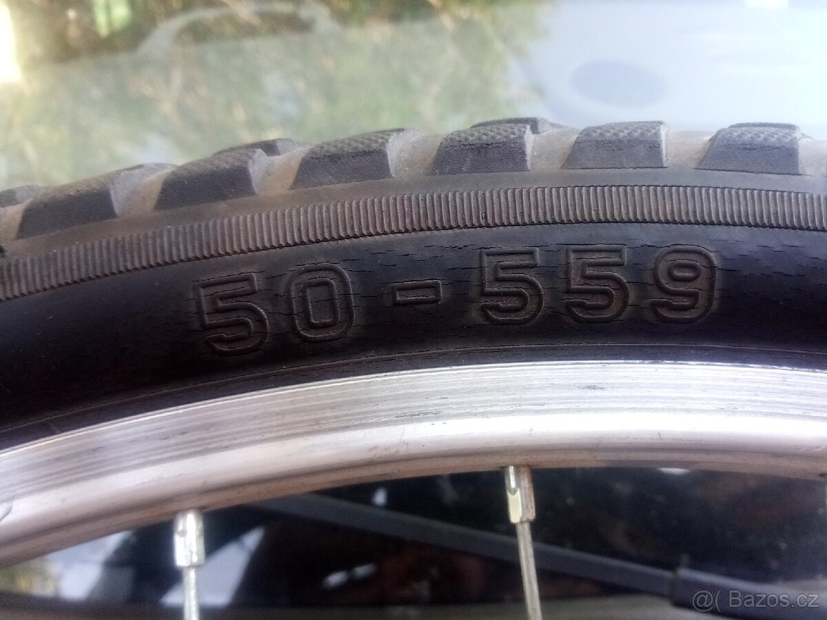 Predni kolo 26, - 3