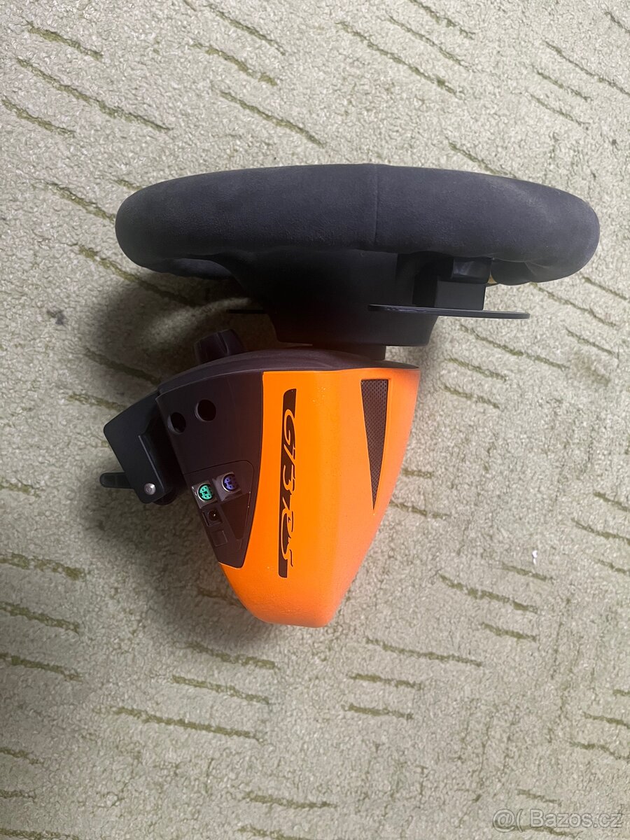 Zběratelský fantec volant - 3