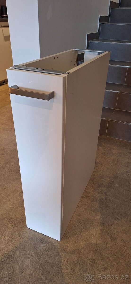 KUCHYŇSKÁ SKŘÍNKA SPODNÍ - 3