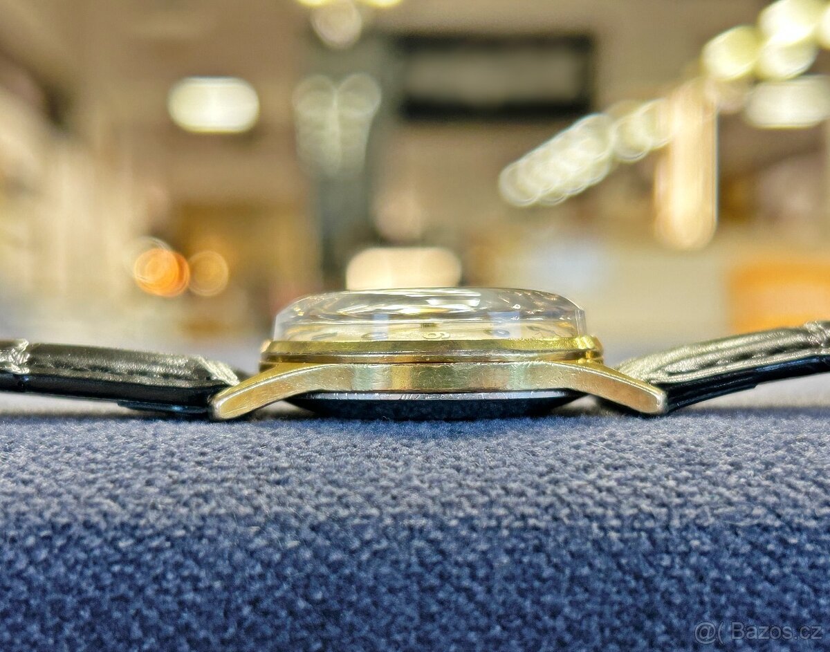 Československé mechanické vintage retro hodinky PRIM Datumat - 3