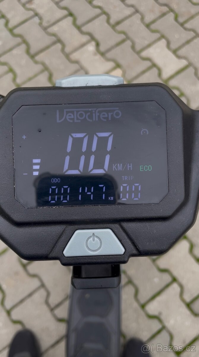 Elektrokoloběžka Hecht 5199 - 3