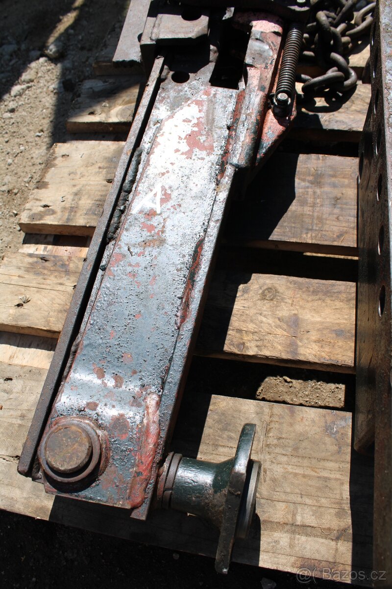 Zetor 7211 ramena konzole trn agrohák držák 3. bod - 3