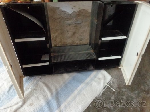 Desingové zrcadlo na zeď a retro zrcadlo - 3