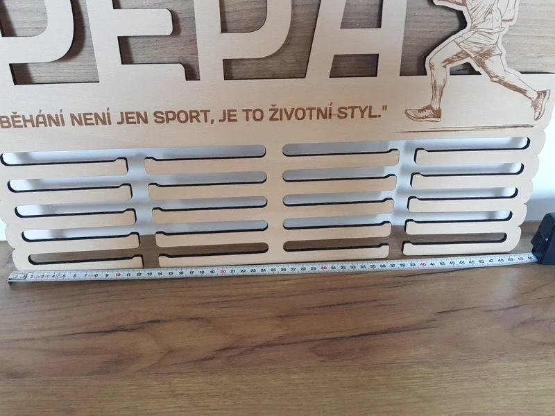 Věšák na medaile - 3