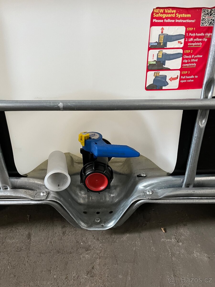 IBC kontejner 1000l - nádrž - 3