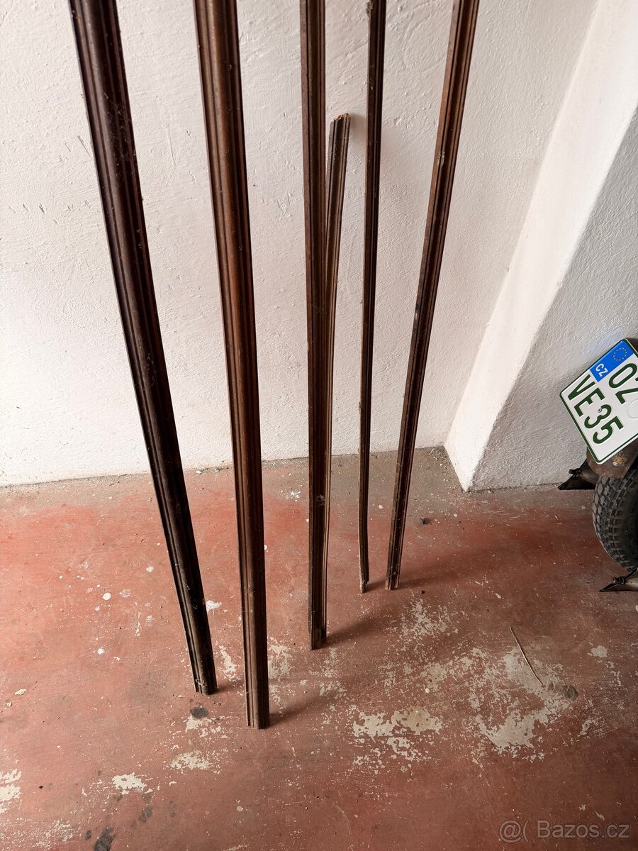 dřevěné lišty / profily ke skříni - 3