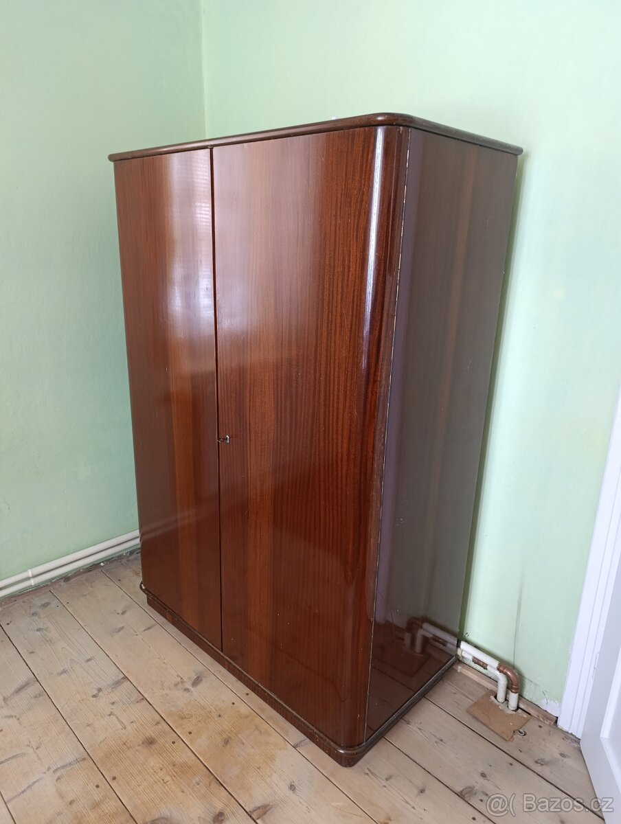 Skříně za odvoz - 3