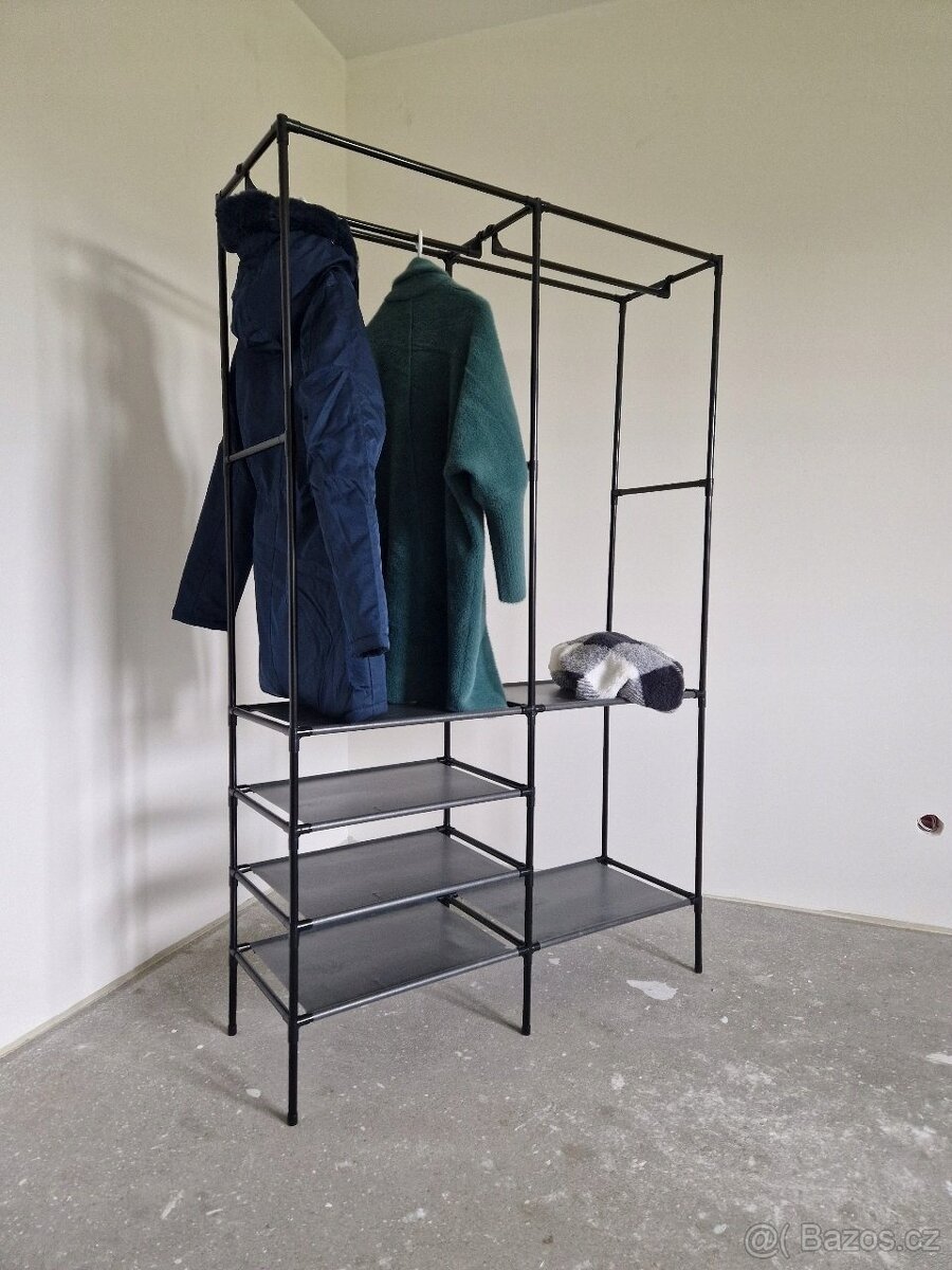Šatní skříň s 6 policemi a věšáky (172 cm) - 3
