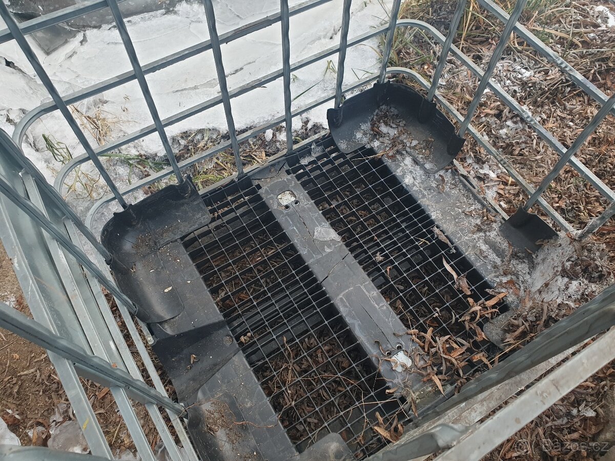 IBC kontejner, klec - 3