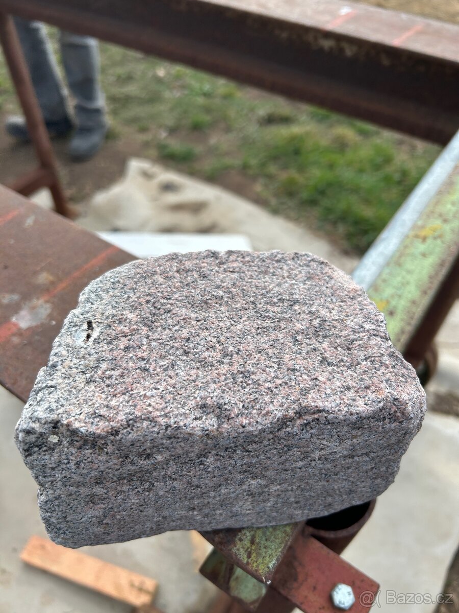 Žulové kostky cca 200ks. - 3