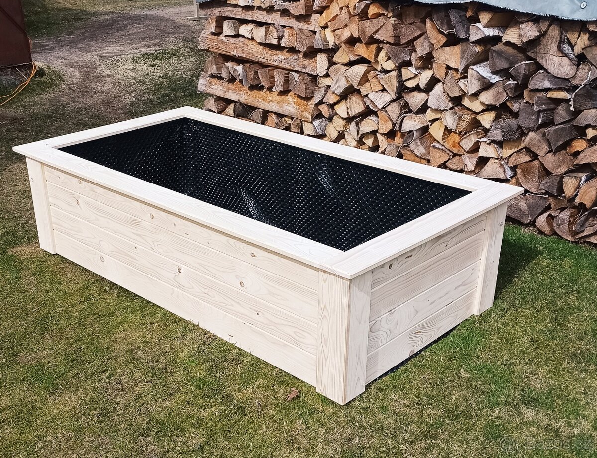 Vyvýšený záhon - 3