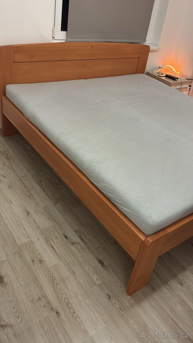 Manželská postel - 3