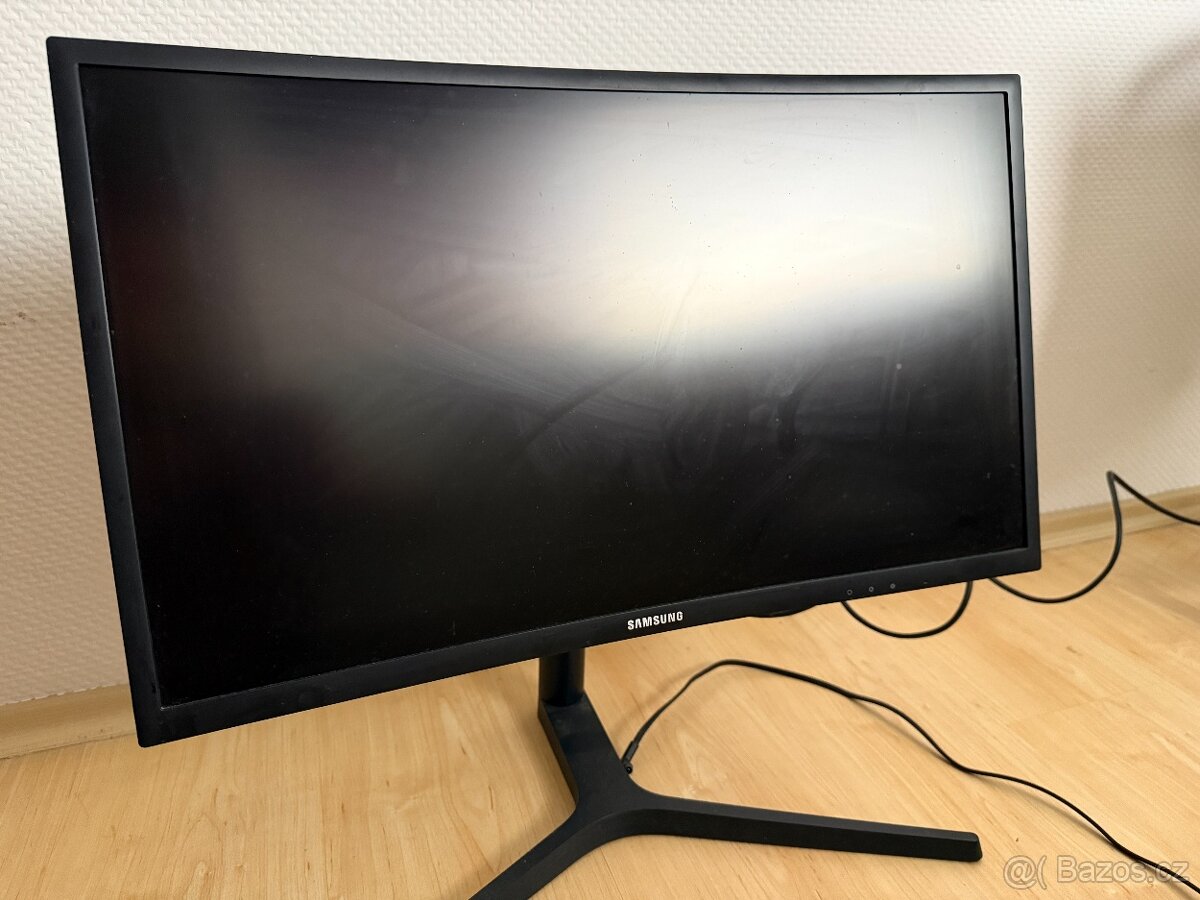 Samsung C24FG73 144Hz - 3