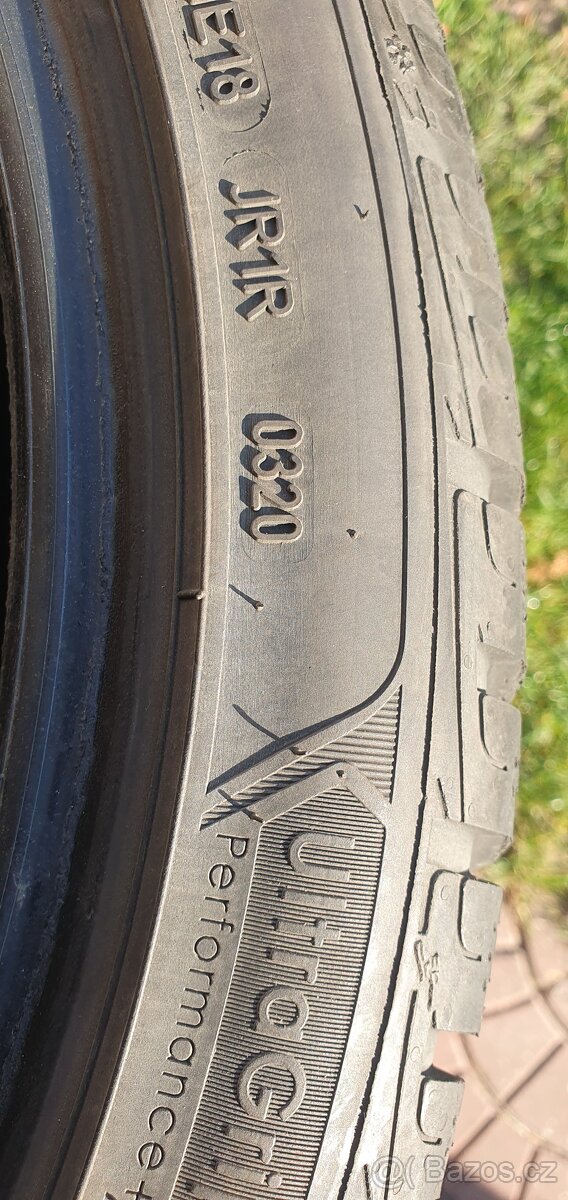 Zimní pneu 235/40/19 Good Year ultragrip performance - 3