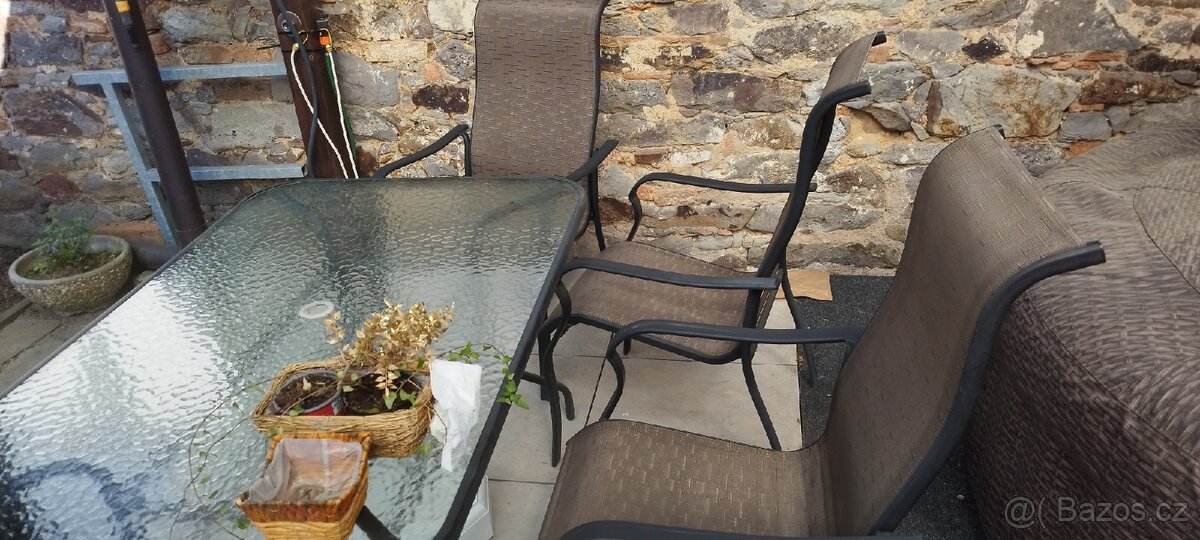 Zahradní sestava sezení, stůl, 4x židle, stojan na slunečník - 3