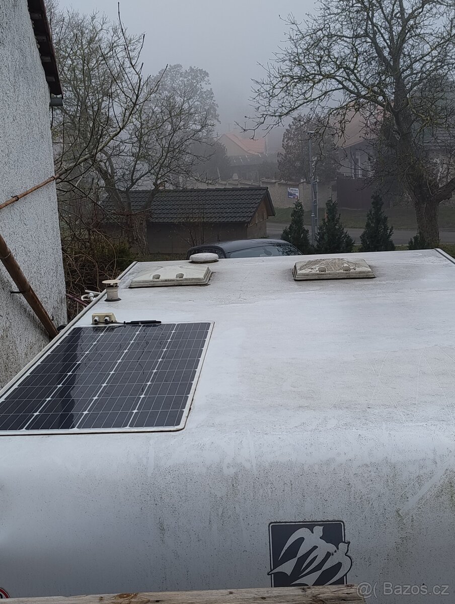 Karavan Knaus pro 5 osob - 3