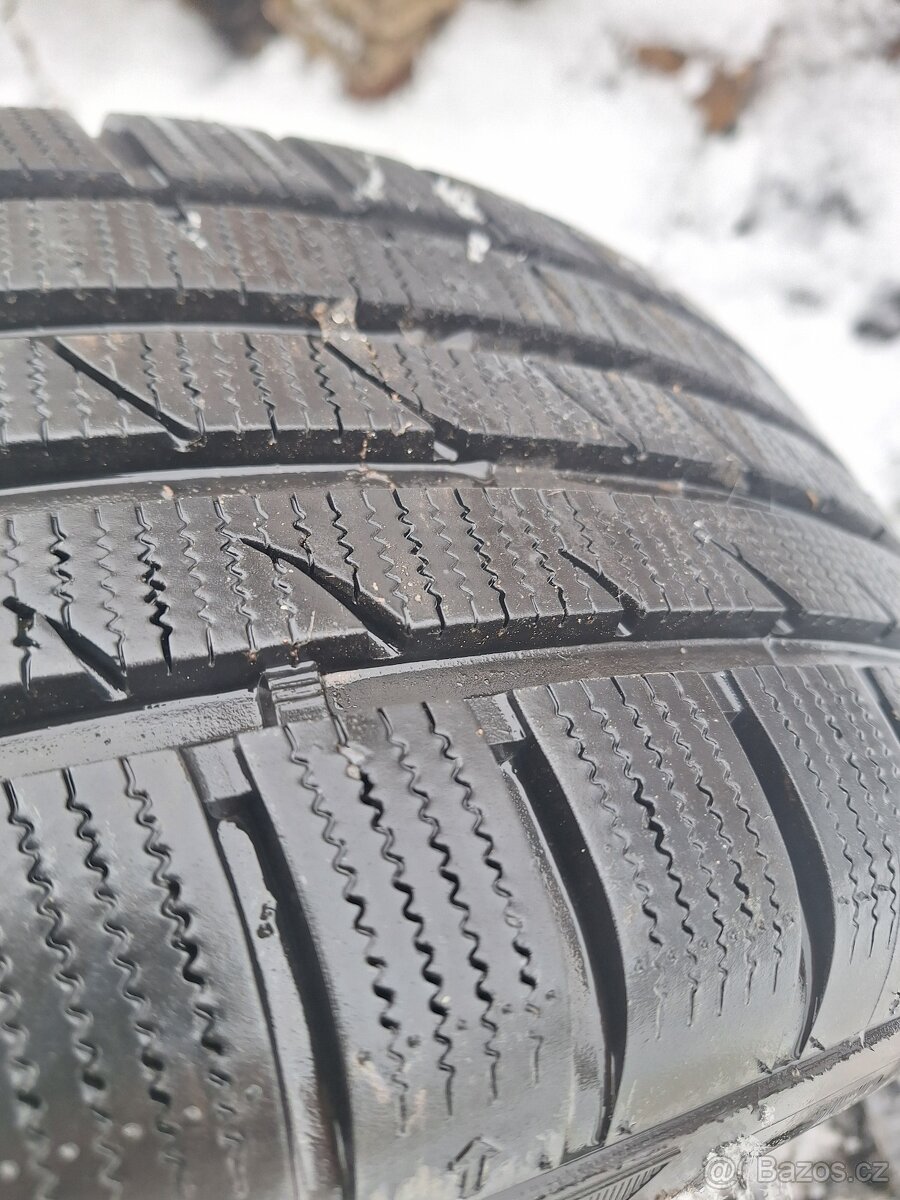 Zimní pneu 215 55 R17 - 3