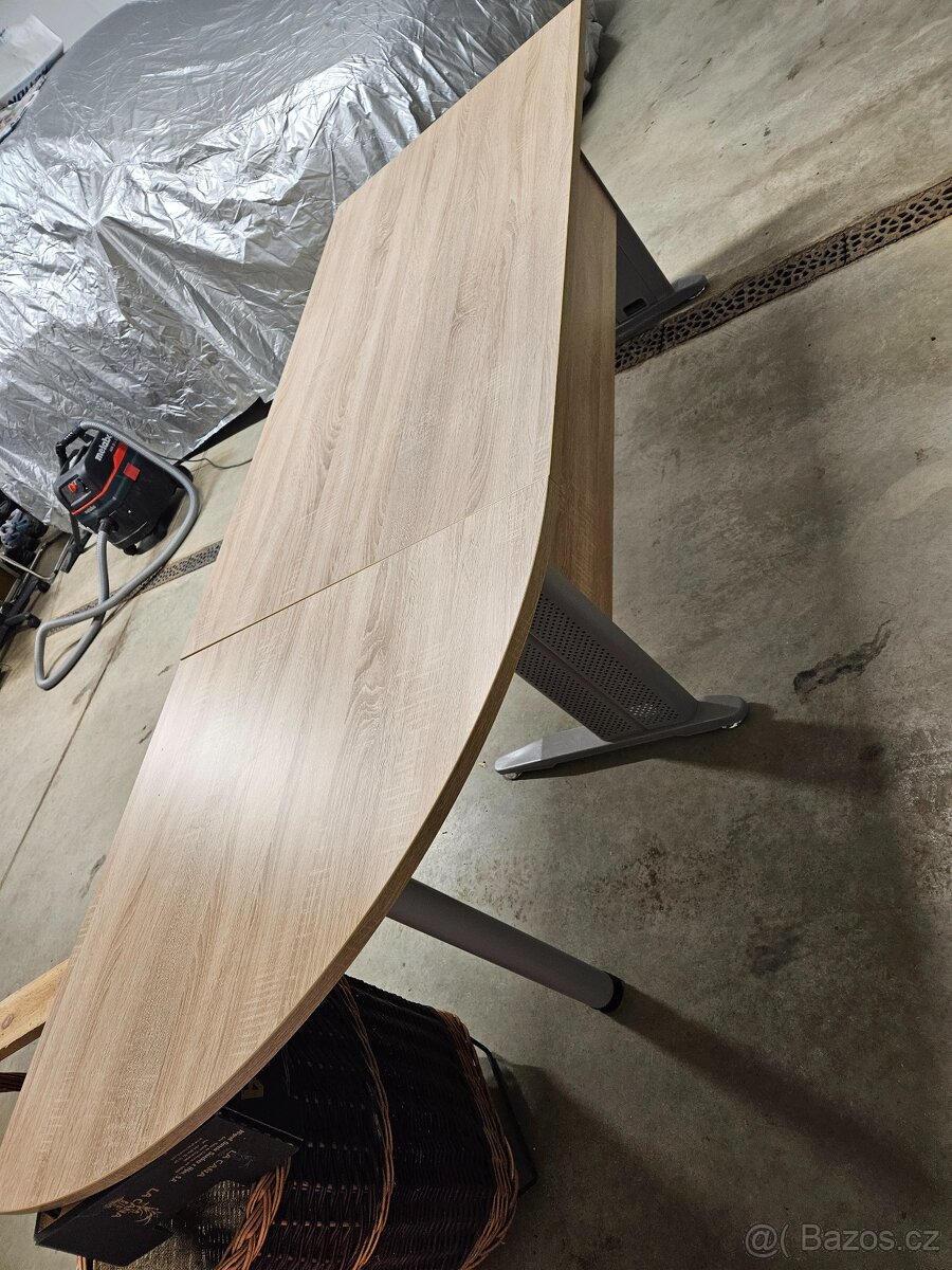 Prodám kancelářské stoly - zachovalé - 3